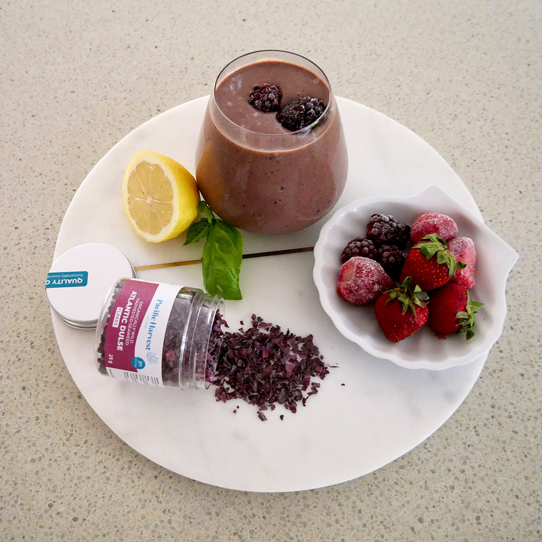 Dulse Smoothie with Berries & Irish Moss