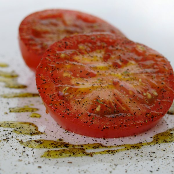 Fresh Tomato with Lemon Kelp