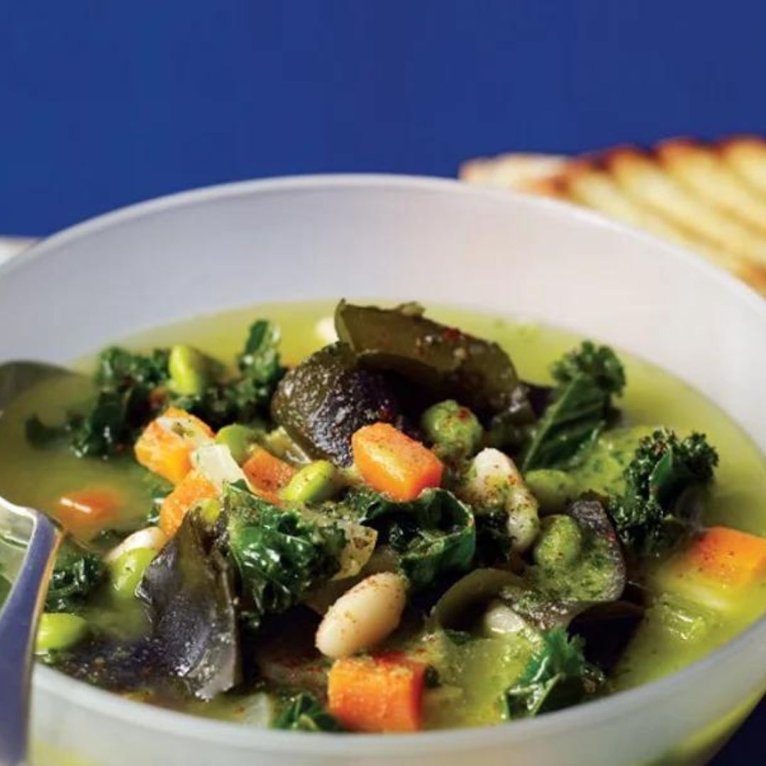 Winter Bean Stew with Carrot, Wakame & Kale